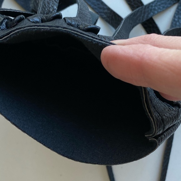 Cute fringe black mini-bag /purse - Picture 9 of 11